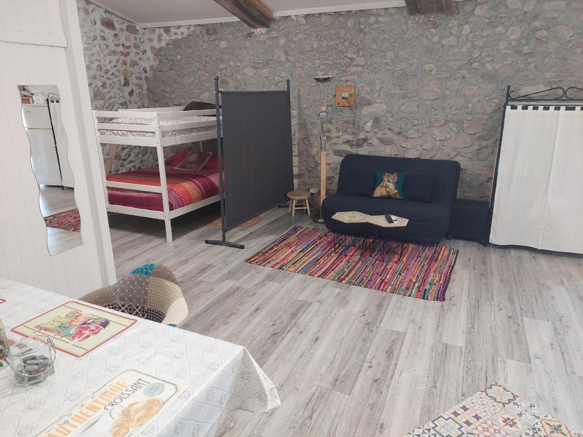 Appartamento Ancienne grange rénovée Tuchan Esterno foto